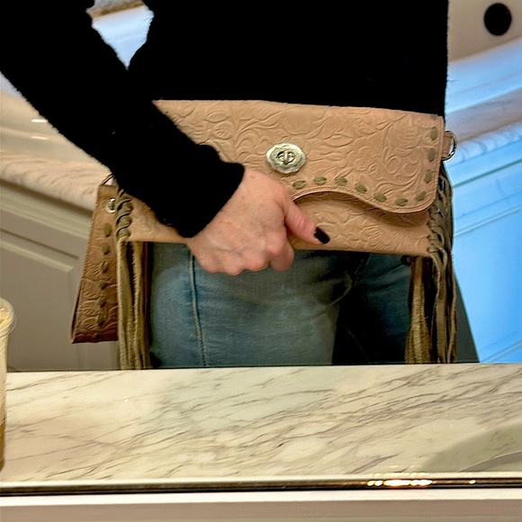 Leather wristlet / clutch - Picture 2 of 7